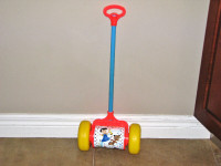 1963 FISHER PRICE MUSICAL CHIME STICK PUSH TOY 757