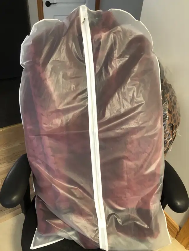 Coat womans in Women's - Tops & Outerwear in St. Catharines - Image 6