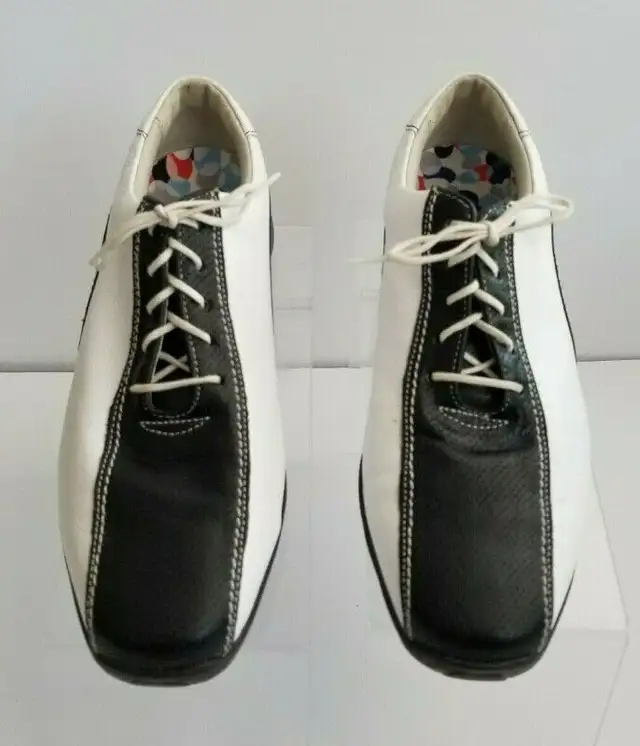 FootJoy Womens LoPro Golf Shoes Black White Leather in Golf in Edmonton - Image 2