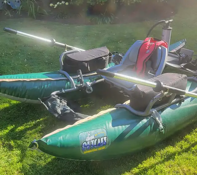 Premium Outcast Pontoon Fly Fishing Package Mint/Like New