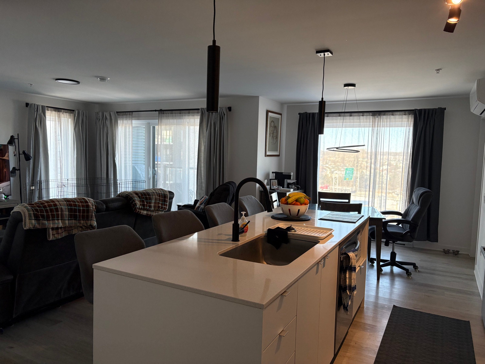 445 Rue Sicard — photo 1