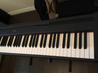 Yamaha p95B 88 weighted keys piano