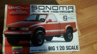 New Lindberg 1/20 Scale GMC Sonoma SLS 4X4 Highrider Pickup