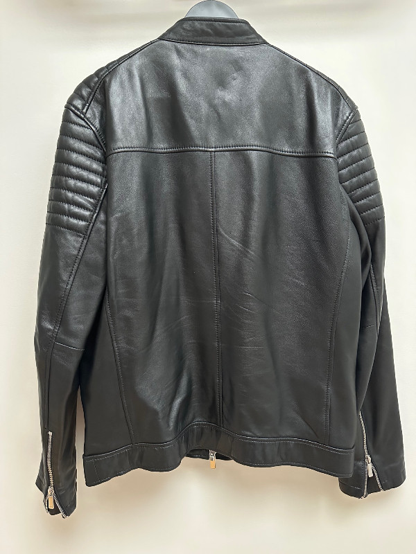 Zara Men's Genuine Black Leather Biker Jacket Size L NEW dans Hommes  à Ville de Montréal - Image 2