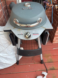 Grill for BBQ and outdoor cooking