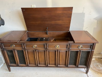 Free - Westinghouse Solid State vintage stereo console