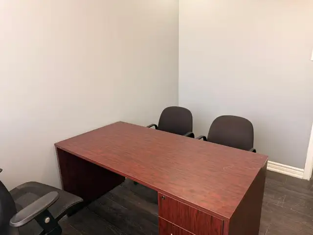 Office space for rent in Mississauga in Commercial & Office Space for Rent in Oakville / Halton Region - Image 5