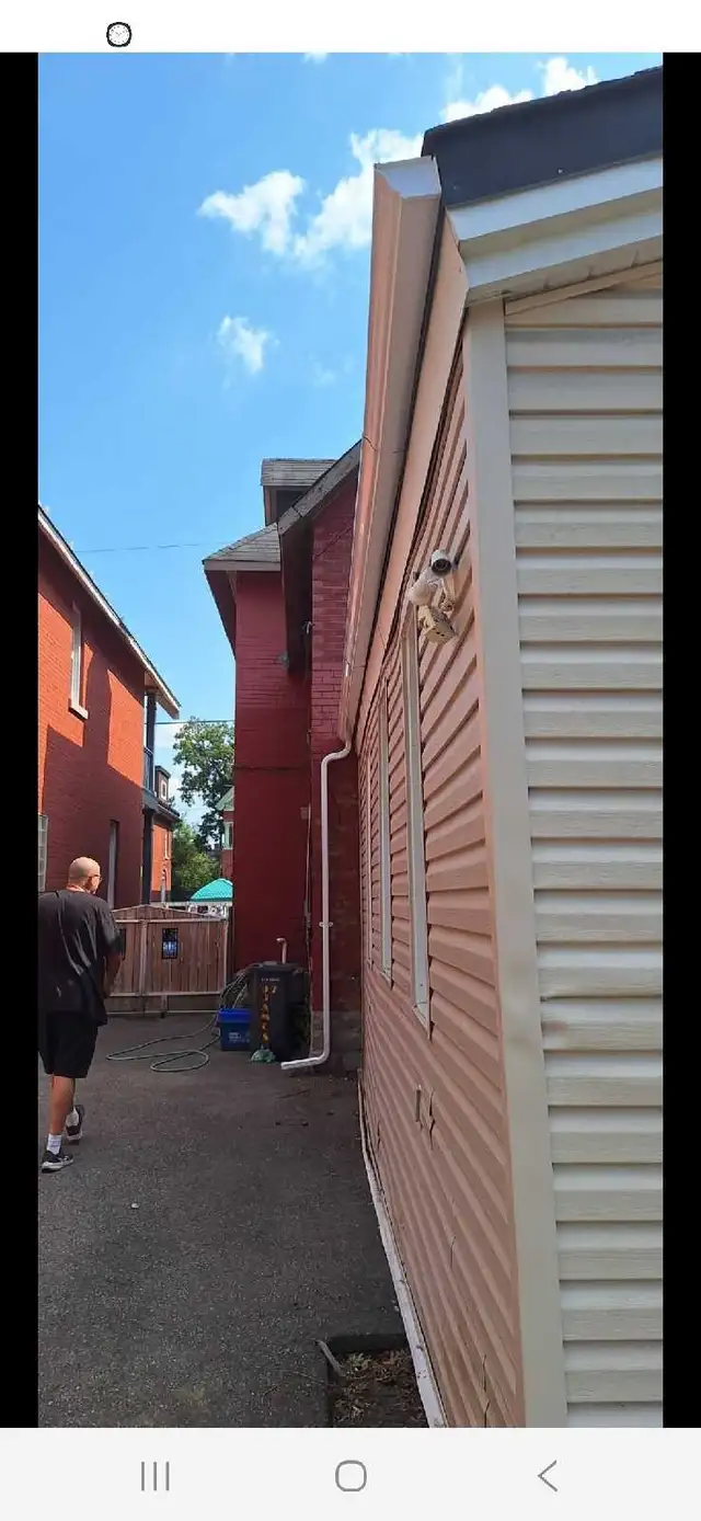 SIDING & EAVESTROPH REPAIRS & INSTALLATION 343 961 6347 in Roofing in Ottawa - Image 6