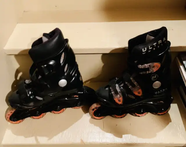 Kids size 1 Ultra Wheels Roller Blades in Skates & Blades in Calgary - Image 7