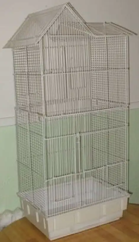 Différentes cages d'oiseaux, de forme et grandeur variées in Accessories in Québec City - Image 2