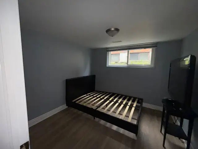 Walk out basement for rent in Long Term Rentals in City of Toronto - Image 8