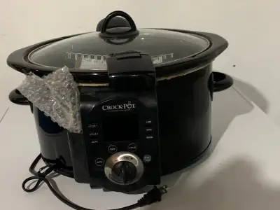 BRAND NEW CROCK-POT (SMART-SET) STILL IN ORIGINAL PACKAGE Never used. Includes cookbook and owner's...