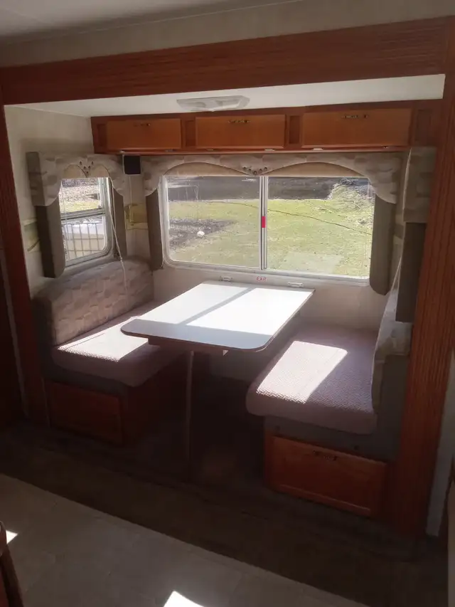 2007 KOMFORT 253 Travel Trailer in Travel Trailers & Campers in Quesnel - Image 8