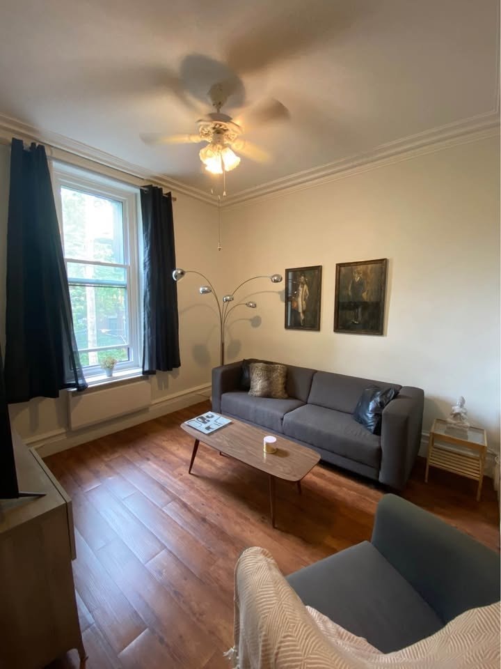 Sublet/Lease Transfer - All Inclusive 6.5 — photo 3
