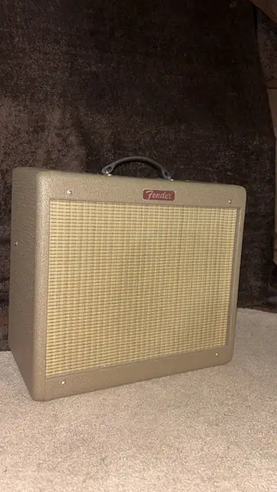 Fender blues junior III, View more