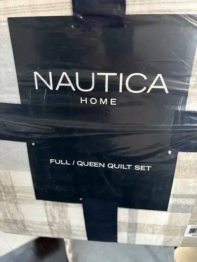 Full Queen Quilt Set, View more