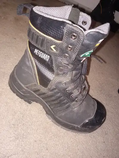 Dakota steel toed boots, View more