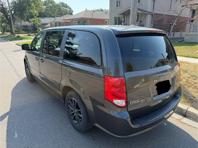 2015 DODGE GRAND CARAVAN in Cars & Trucks in City of Toronto - Image 4