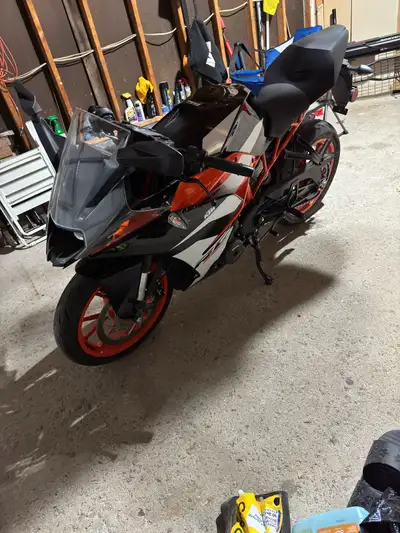 I have a 2018 Ktm rc390 that I am looking to sell as is. Bike needs nothing for safety, just selling...