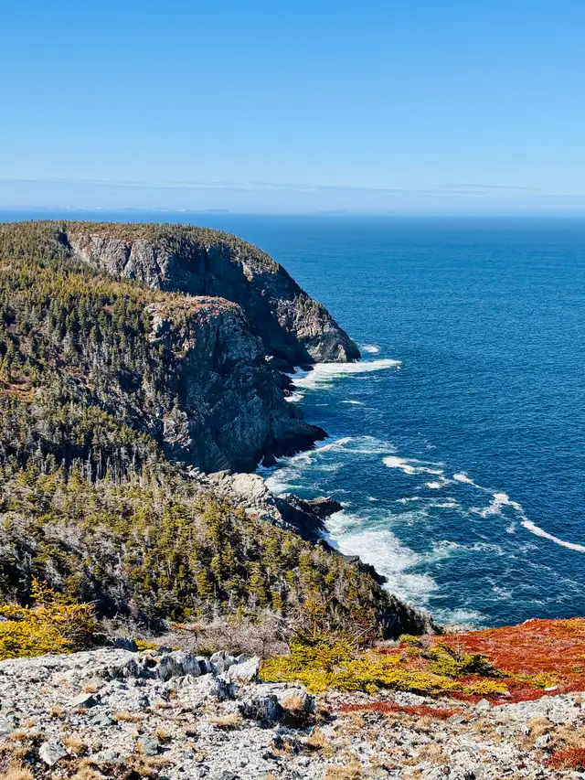 Year Round Oceanview Home Pouch Cove Newfoundland in Ontario in Canada - Image 5
