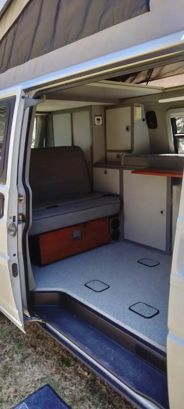 VW Eurovan 1995, camper Winnebago in RVs & Motorhomes in Laurentides - Image 6