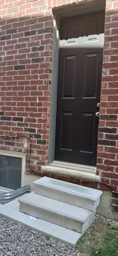 1 bedroom basement for rent