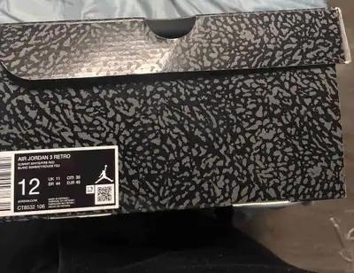 AIR JORDAN 3 RETRO (Used), View more