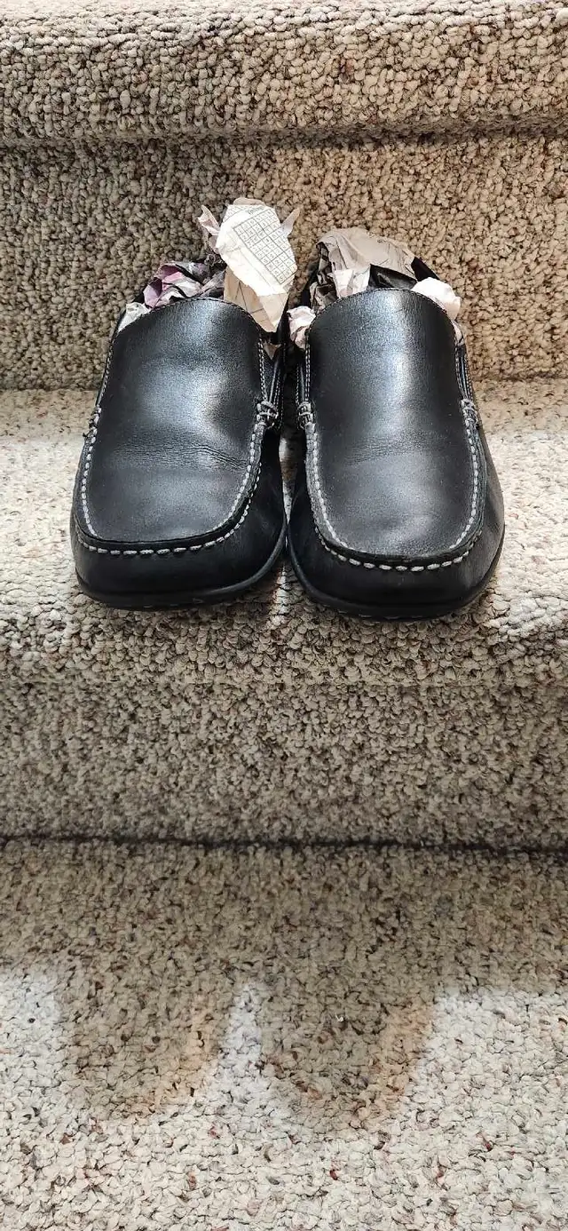 Rockport Leather Loafers in Men's Shoes in Ottawa - Image 3