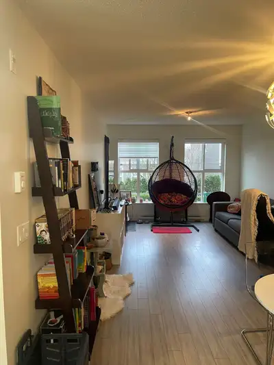 2 bed 2 bath near white rock