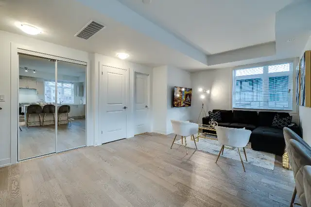 Townhouse  Available in Land for Sale in Mississauga / Peel Region - Image 3