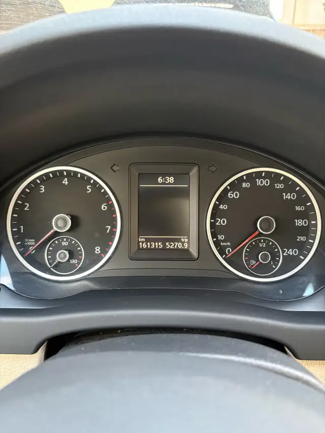 2011 VW Tiguan598246714948997126