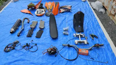 07 sxf450 parts fits 2007-2010 sxf & sx models I do believe. Sold my bikes & these were left over fr...