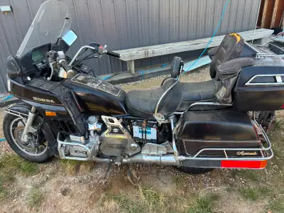 1984 Honda goldwing aspencade Antique platable Needs battery, ran good when parked a year ago $3500...
