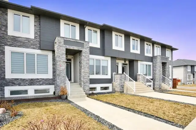 Brand New Townhomes For Sale In Prairie Pointe