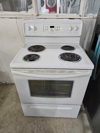 WOW!! FRIGIDAIRE 30" WHITE ELECTRIC COIL TOP STOVE/RANGE
