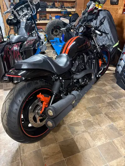 2008 Harley Davidson vrod nightrod in great shape aftermarket exhaust short rear fender dynojet tune...