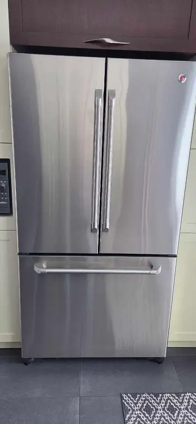 Réfrigérateur GE Café innox., View more