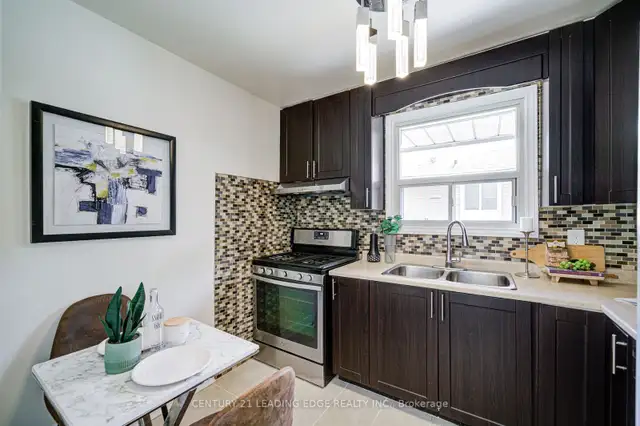 FOR SALE – Semi-Detached Bungalow with Basement Apartment63793657870211123