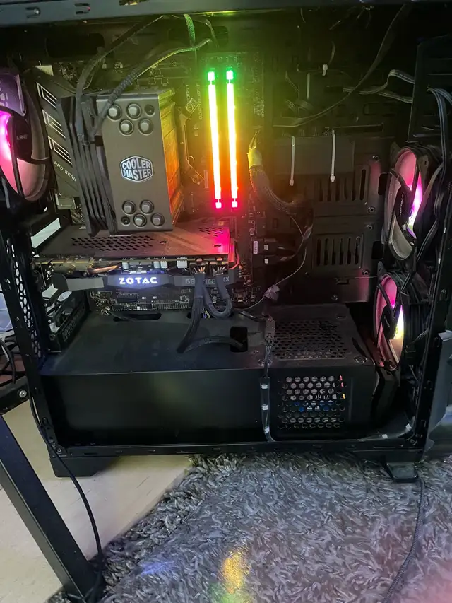 Custom Gaming Desktop PC i7-9700K in Desktop Computers in Delta/Surrey/Langley - Image 3