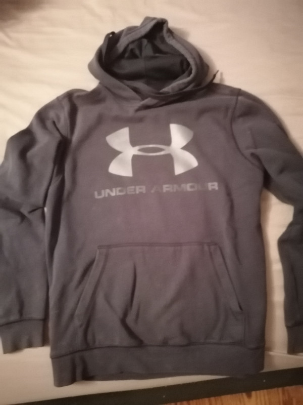 Under Armour hoodie in Men's in City of Toronto