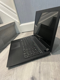 Acer Aspire Laptop 15”6 Inch Intel Core i3-7100U