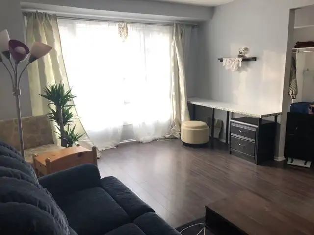 hi tech Kanata private furnished room for rent in Room Rentals & Roommates in Ottawa - Image 6