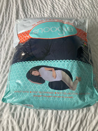 Snoogle Pillow - Pregnancy and feeding