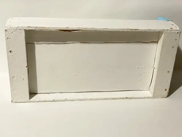 Vintage Barbie Size Fashion Doll Bed with Mattress in Toys & Games in Mississauga / Peel Region - Image 10