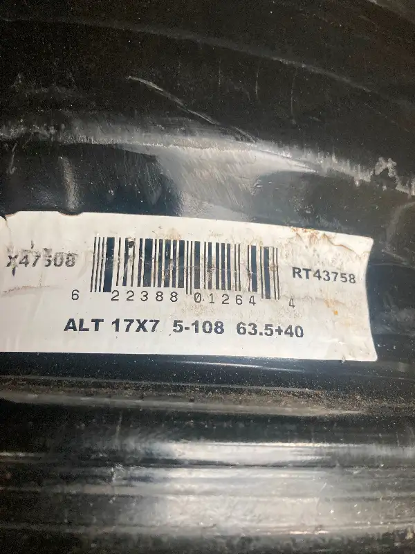 Set of 4 Toyota Corolla metal rims in Tires & Rims in St. Catharines - Image 4