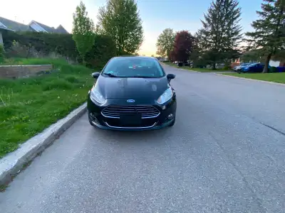 La Ford Fiesta 2014 à vendre. J’ai le véhicule depuis très longtemps et je décide de vendre pour des...