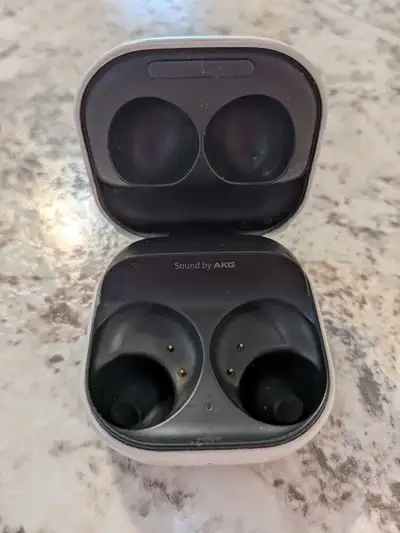Samsung Galaxy Buds 2 Earbuds Charging CASE ONLY SM-R177, View more