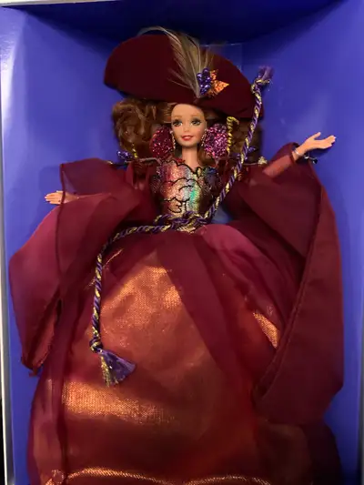 This Autumn Glory Barbie doll is part of the Enchanted Seasons collection and is in excellent condit...