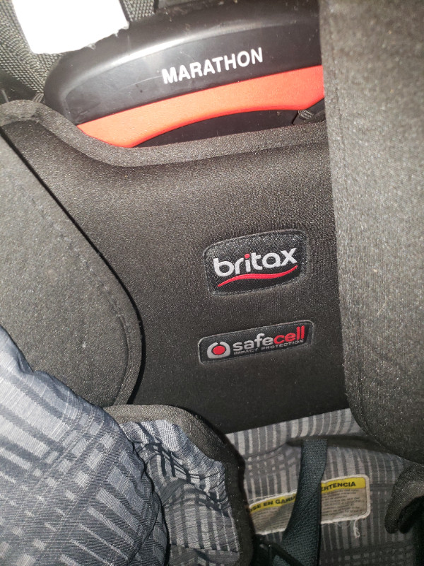 Britax - Marathon Safe Cell for Impact Protection Car Seat in Strollers, Carriers & Car Seats in Edmonton - Image 2