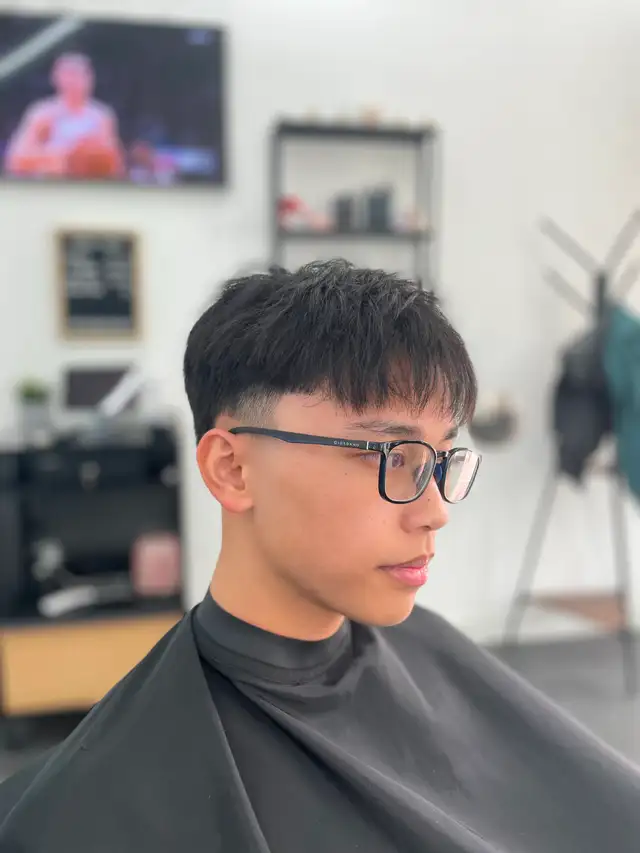 Free Apprentice Haircuts | Barber Theory Toronto in Health and Beauty Services in City of Toronto - Image 11